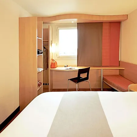 Ibis Oviedo-3