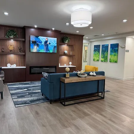 Comfort Inn & Suites Concord - Kannapolis-2