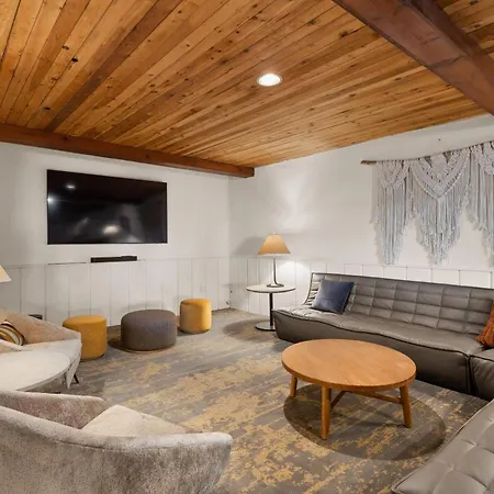 Sun Lodge Near Manchester Vt, Ascend Collection Hotel-3