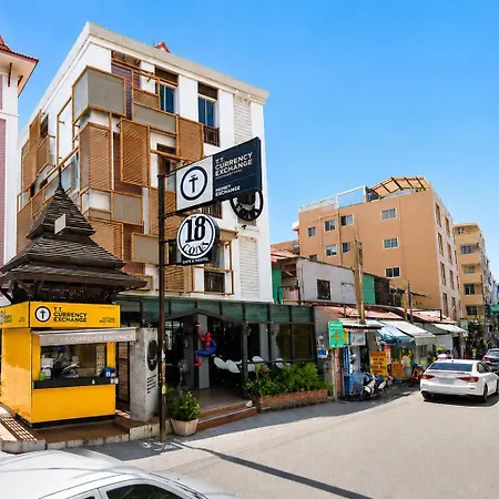 18 Coins Budget Hotel-2