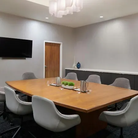 Residence Inn By Marriott Calgary Airport-2