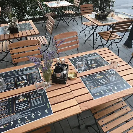 Hotel Zagreb-3