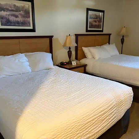 Park West Inn-3