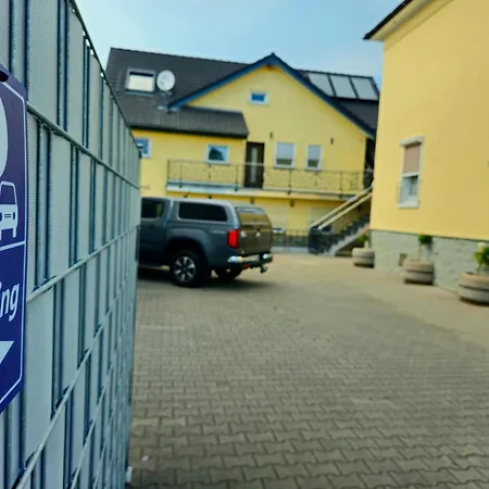 Gasper Business&Garden Hotel-2