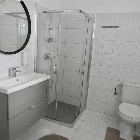 Hollik Apartmanház-3