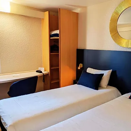 ibis Grenoble Centre Bastille-2