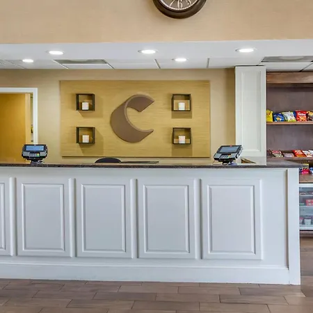 Comfort Suites At The University-2