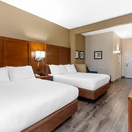 Comfort Suites At The University-3