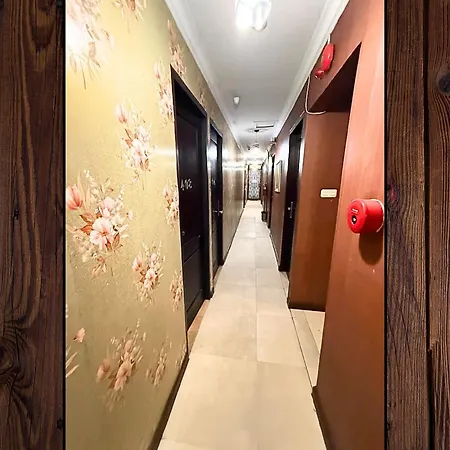 Twins Hotel-2