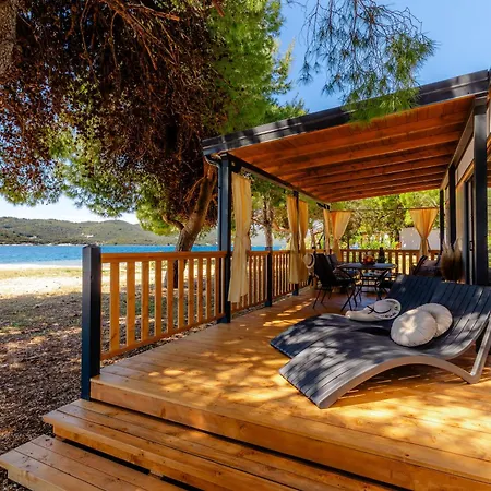 Mobile Homes Camp Perna - Adriatic Kampovi-2