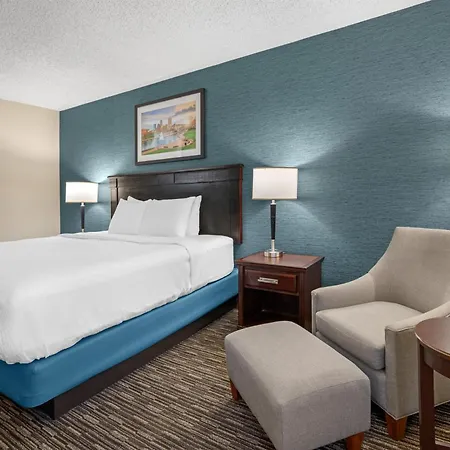Best Western Plus Indianapolis-3
