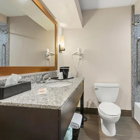 Comfort Inn Lehigh Valley West-3