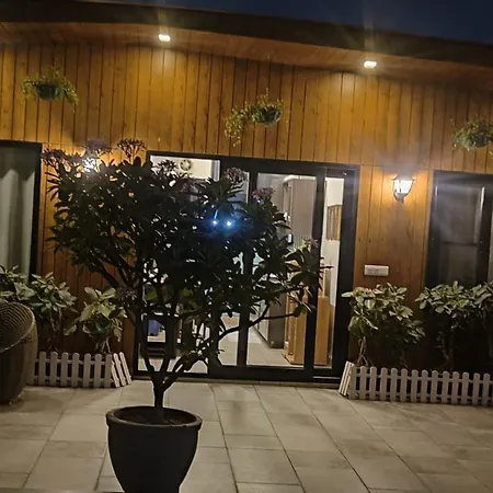Vandana'S Bed And Breakfast-3
