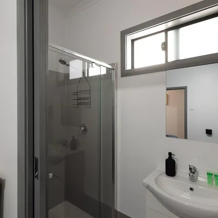 Broken Hill Tourist Lodge-3