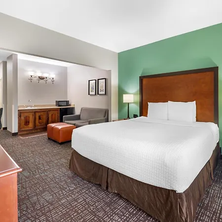 Best Western Plus Georgetown Inn & Suites-2
