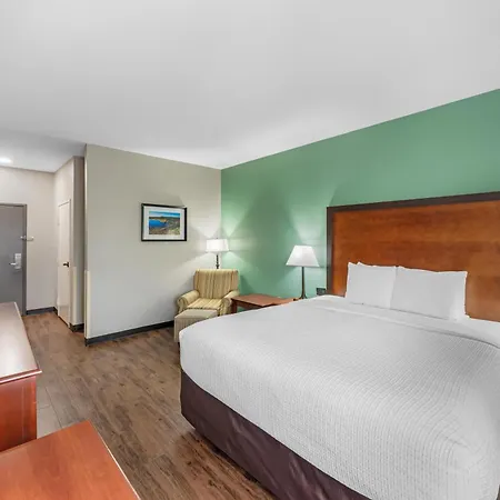 Best Western Plus Georgetown Inn & Suites-3