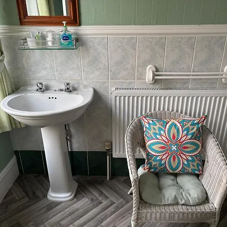 Weybourne Guest House-2
