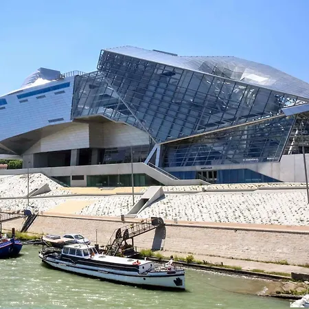 ibis Styles Lyon Centre Confluence-2