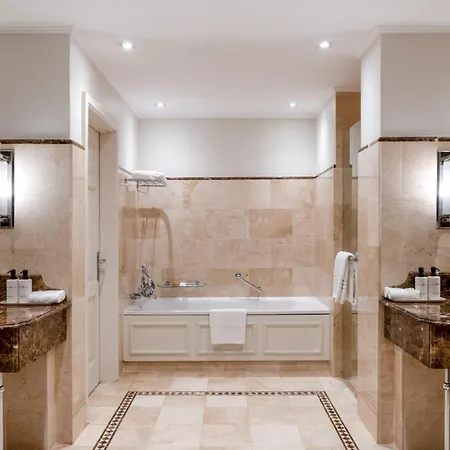 Four Seasons Hotel The Westcliff-2