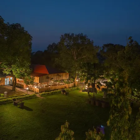Summit Green Lake Tea Resort & Spa-3