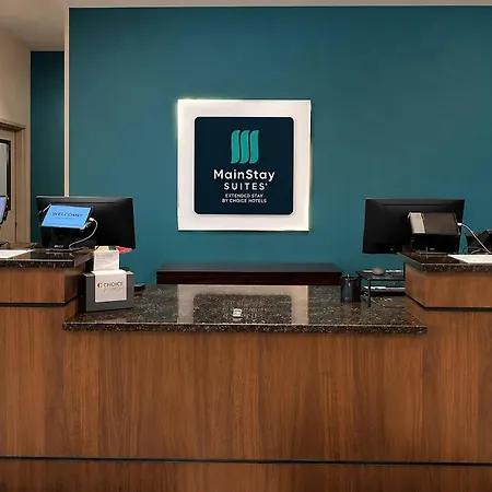 Mainstay Suites Watford City - Event Center-3
