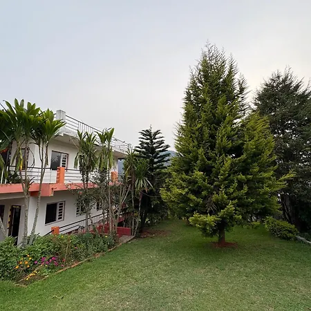 Vignesh Holiday Inn-2