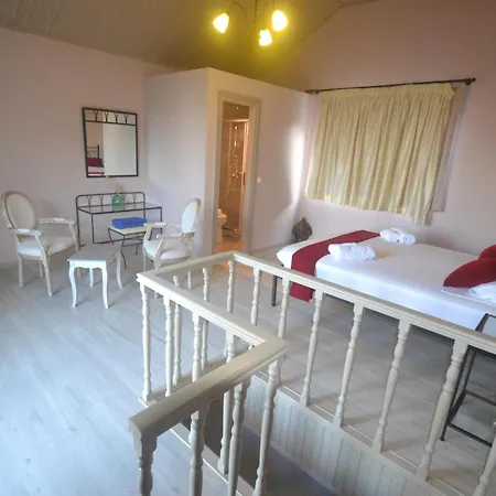 Harvest Moon Apartments-2