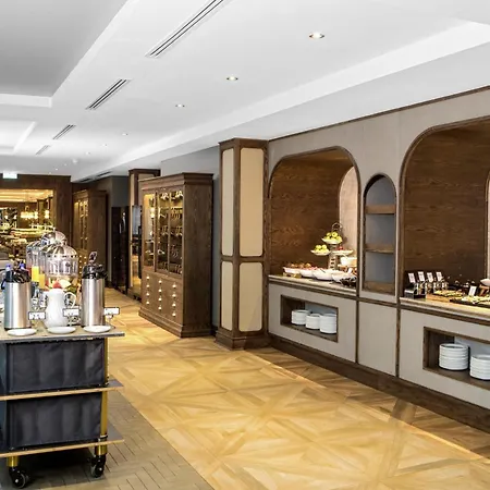 Legend Hotel Lagos Airport, Curio Collection By Hilton-3