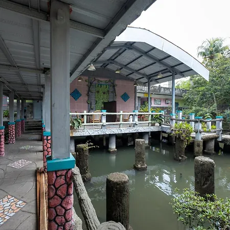 RedDoorz Plus near Jalan Baru Bogor-2