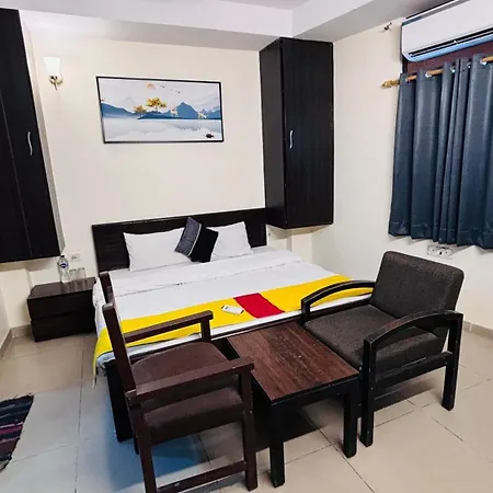 Hotel Marigold-2