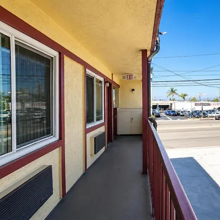 Century Motel Buena Park Disneyland-2