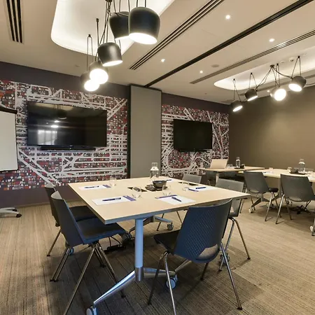 Holiday Inn Express Sydney Airport By Ihg-3
