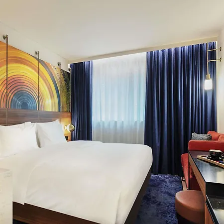 Pullman Budapest-2