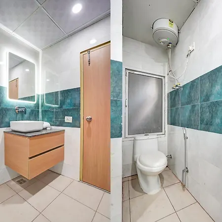 Hotel Smart Inn-Near Delhi Airport Free Airport Drop-3
