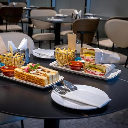Rose Plaza Hotel Al Barsha-3