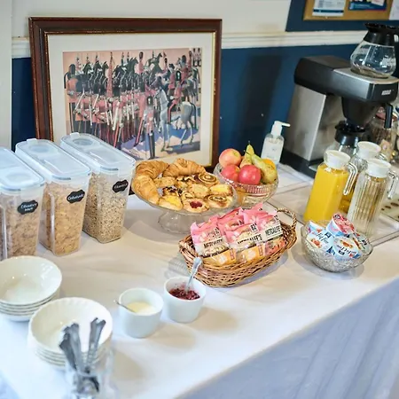 Lord Kitcheners Guest House-3