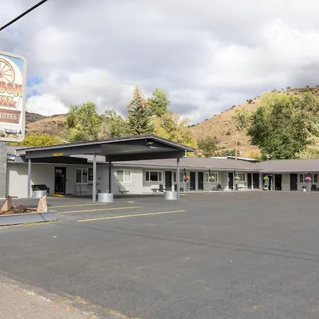 Oregon Trail Inn And Suites-2