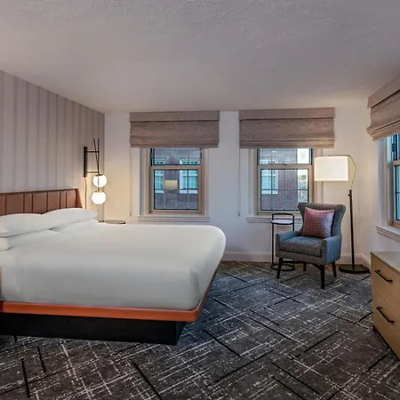 Sheraton Commander Hotel-3