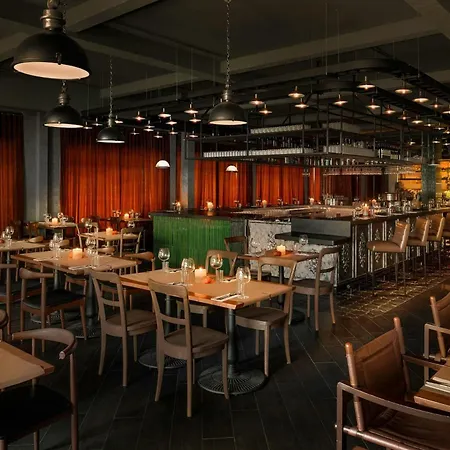 Moxy Miami South Beach-2