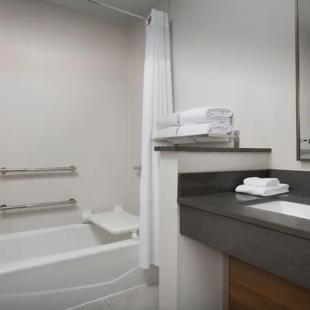 Fairfield By Marriott Inn & Suites Aberdeen-2