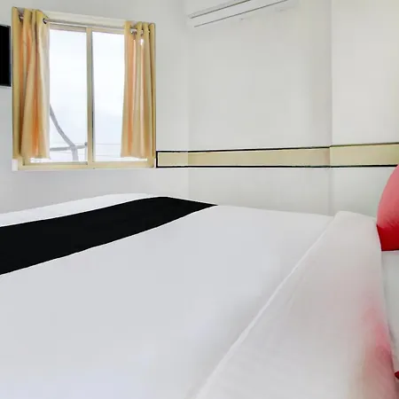 Hotel O Floatel International Beach Resort-3