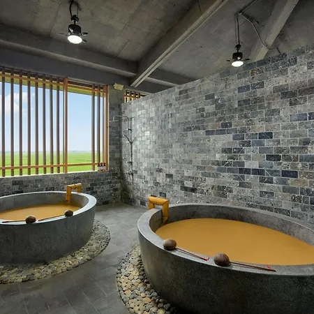 Kobi Onsen Resort Hue Affiliated by Meliá-3