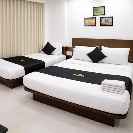 Saish Hotel Shirdi-3