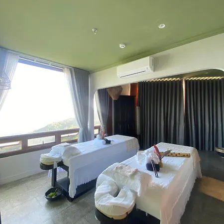 Alta D' Tagaytay Hotel-2
