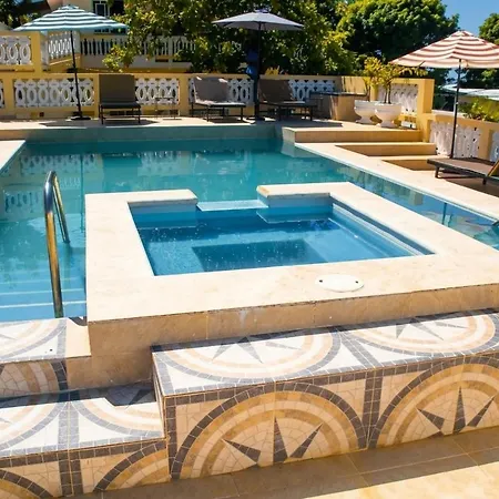 Dela de-Rose Guest House Negril Jamaica-3