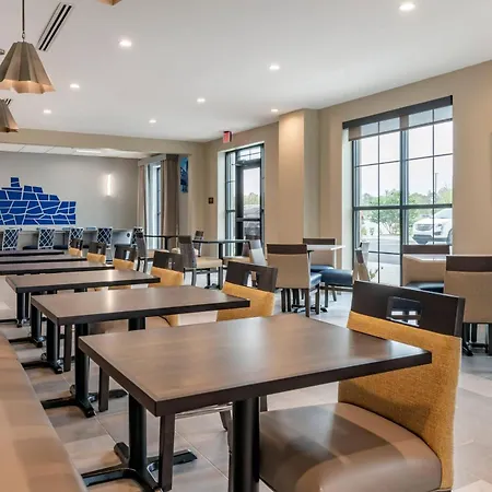 Comfort Inn & Suites Jacksonville - Orange Park Near Naval Air Station-2