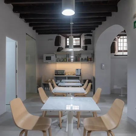 Hostelit-2