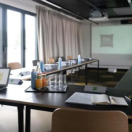 ibis Styles Dreux Centre Gare-3