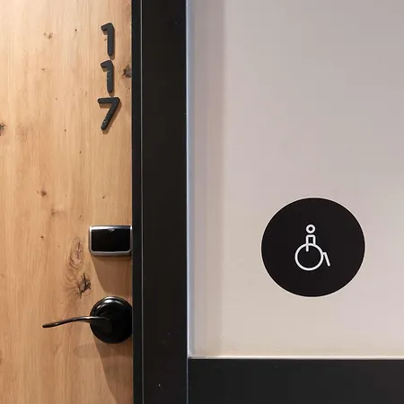 Ibis Styles Santander-2