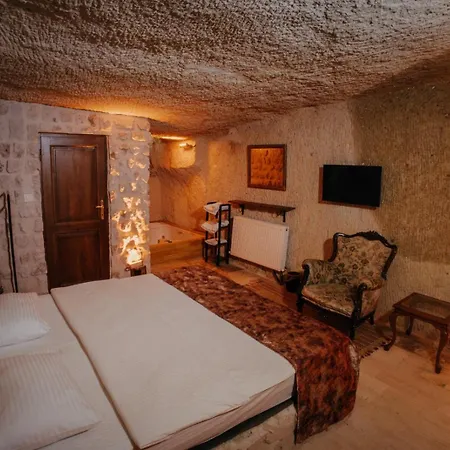 Saliche Cave Suite-3